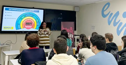 Estudiantes de ESO y bachillerato participan en un taller interactivo sobre Cohorte IMPaCT en ImproCiencia